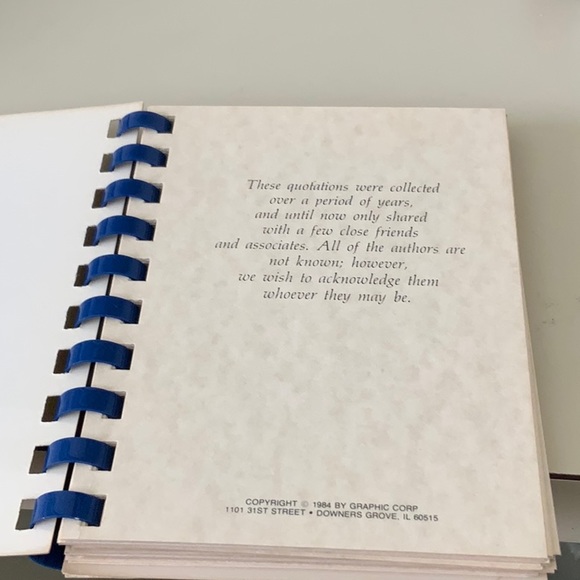 Small Humorous Quotes Book - Picture 2 of 4